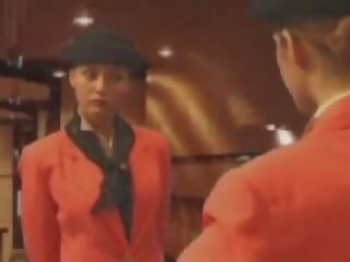 Stewardess catfight: gratis stewardess buis porno vid f7