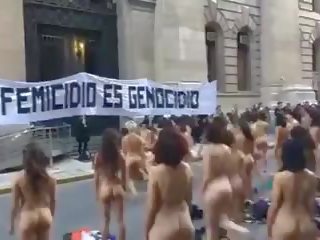 Γυμνός/ή γυναίκες protest σε αργεντίνη -colour εκδοχή: xxx συνδετήρας 01