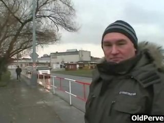 Мръсен ххх видео действие на а мост