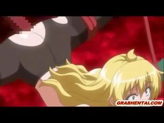 Blondýna hentai prichytené a brutally fucked podľa tentacles